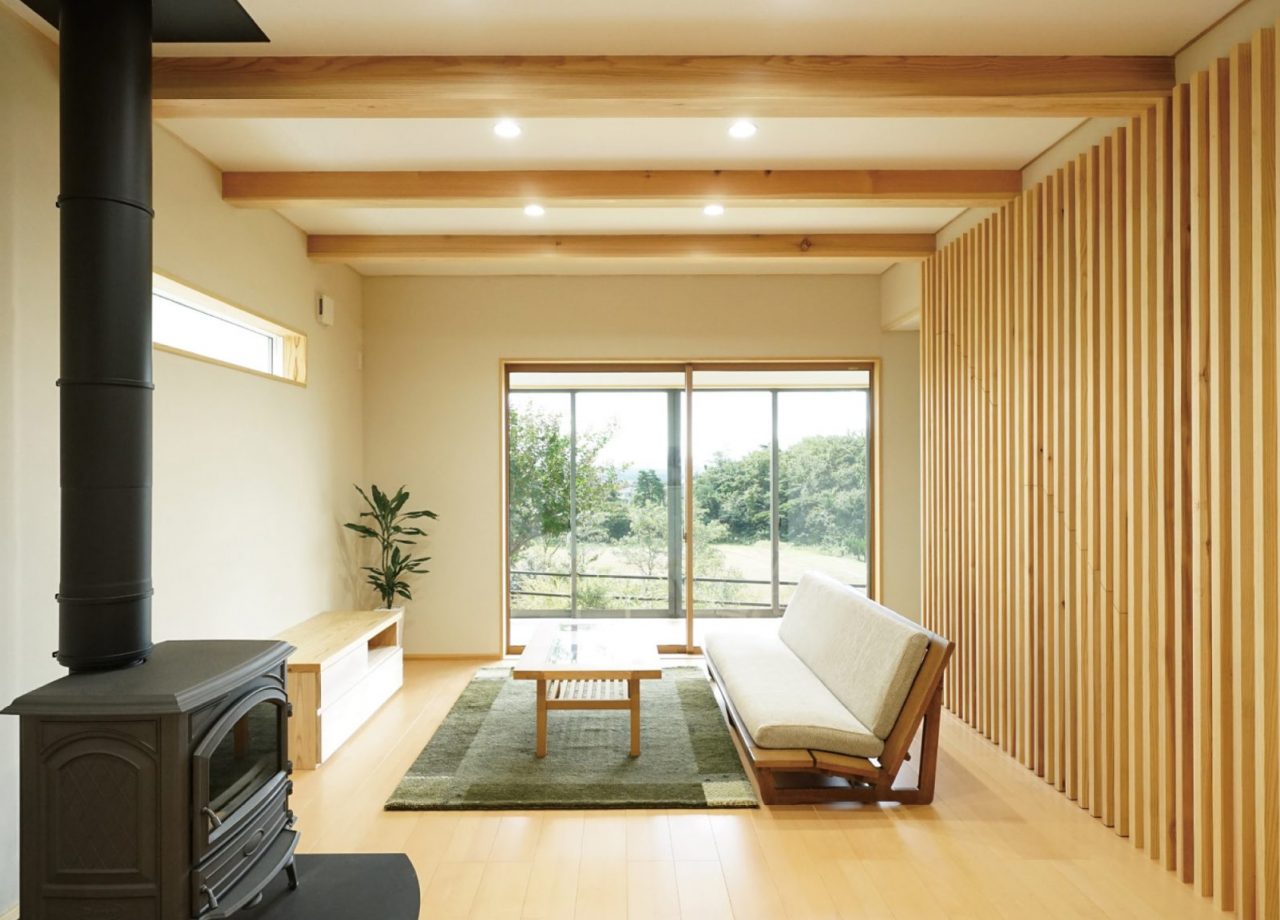 天然素材の平屋で暮らす二世帯住宅