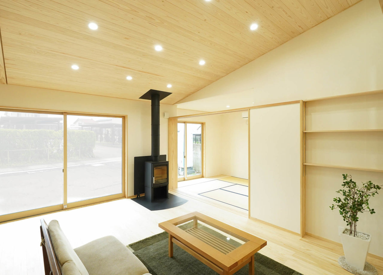 無駄なくシンプルに「平屋」の2世帯