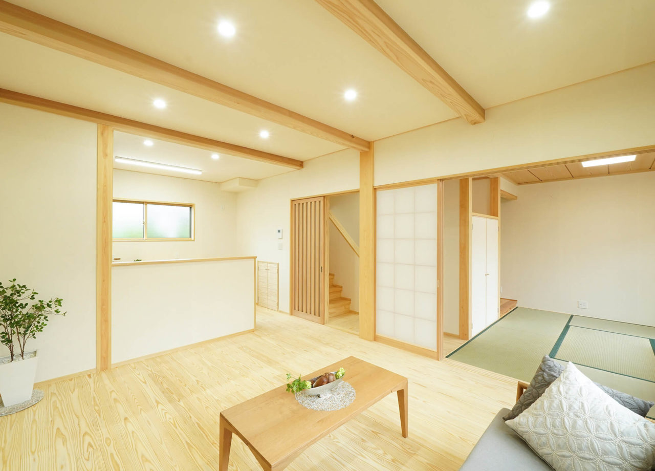優しく美しい無垢の木と自然素材でつくる家
