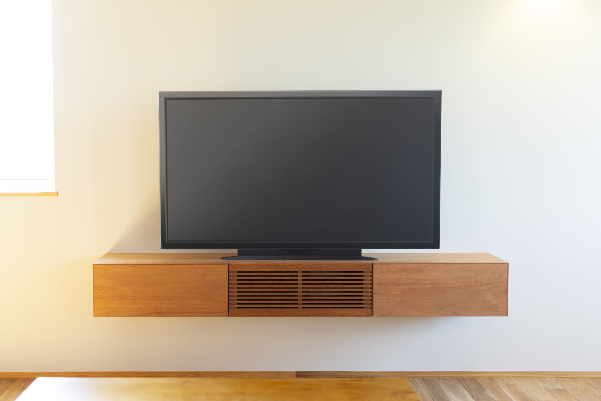 テレビボード