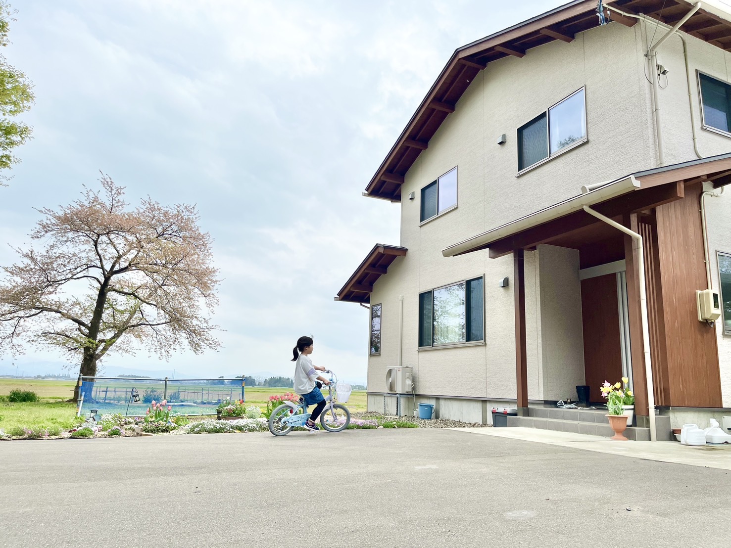 先祖代々の土地と建物を今の暮らしに調和させて